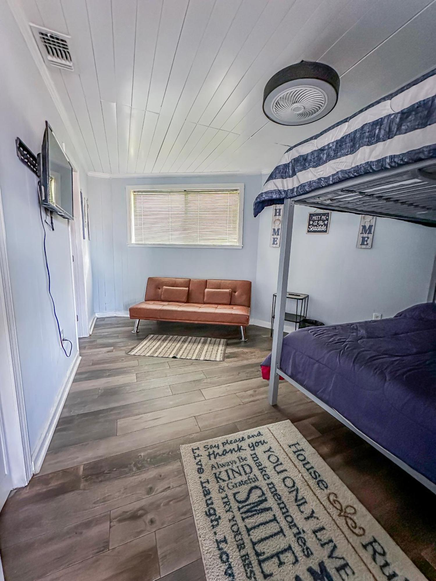 Peaceful Lydia Hide-O-Way - Unwind Near Beach, Breakfast, Spa & Go-Karts! Панама Сити Бийч Екстериор снимка